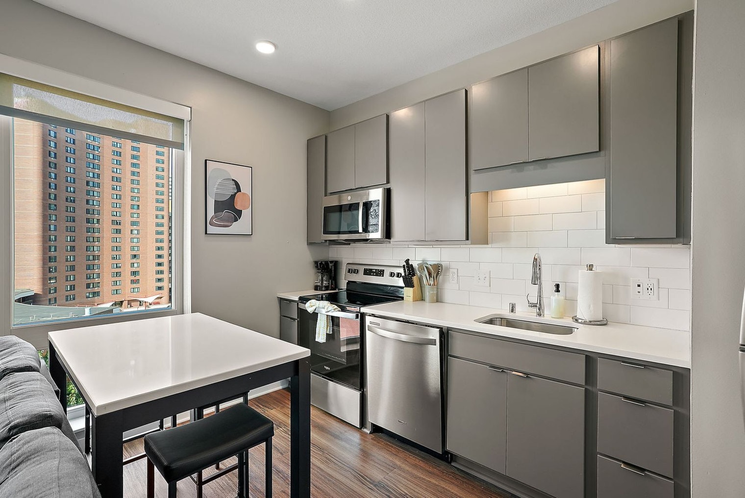 Building Photo - 1410 Nicollet Ave