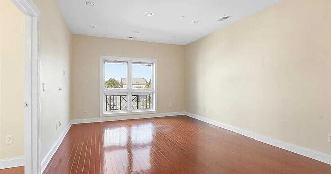 Building Photo - 2350 NJ-33