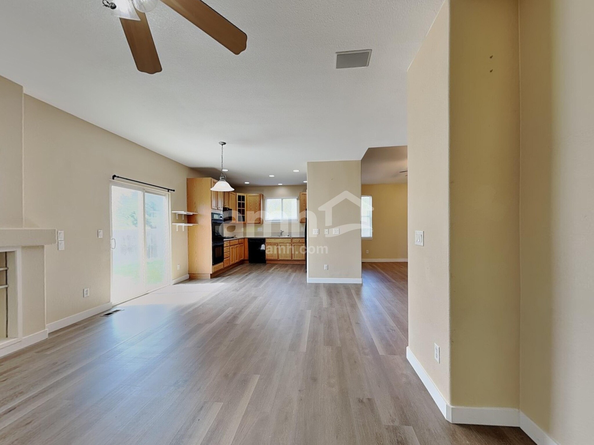 Building Photo - 9742 Jasper Dr