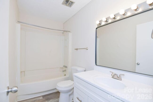 Building Photo - 7981 Shady Oak Trail