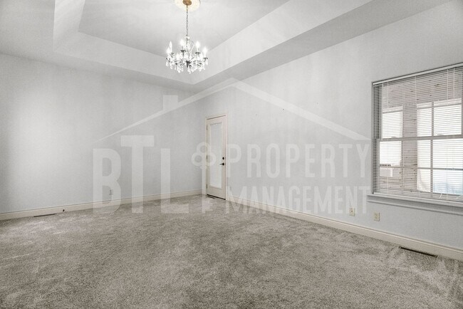 Building Photo - 3 Bedroom/2 Bath Duplex in Stonebridge Vil...