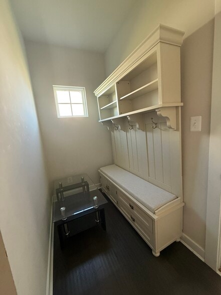 Building Photo - 440 Tree of Heaven Way