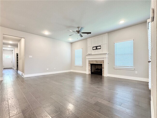 Building Photo - 3786 W Somerville Ln