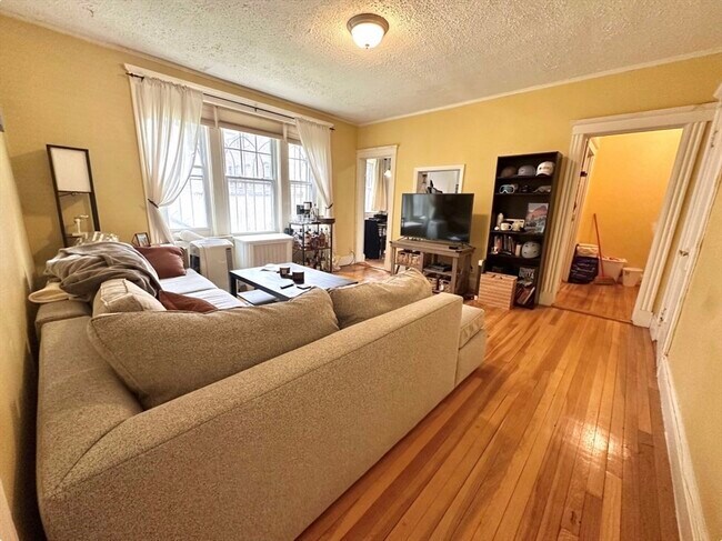 Building Photo - 30 Jamaicaway