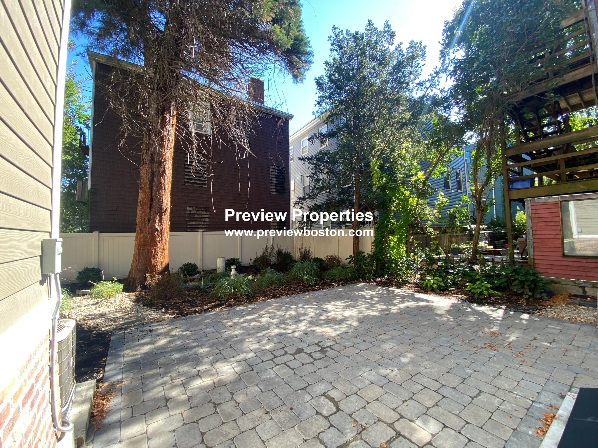 Building Photo - 14 Lopez Ave