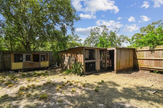 Building Photo - 3679 Sugarcreek Dr