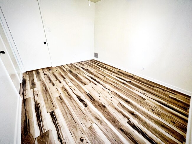 Building Photo - 2823 Amy Ln