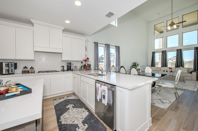 Building Photo - 20519 Bronco Rdg Dr