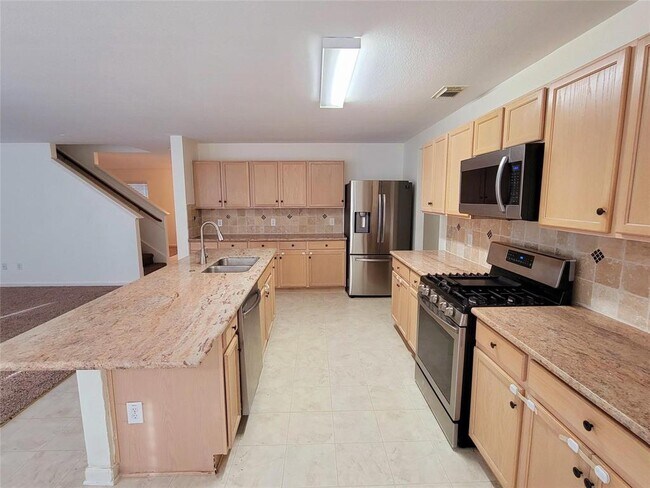 Building Photo - 2034 Crossing Nexus Ln