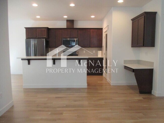 Building Photo - 3854 Portside Dr