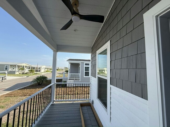 Building Photo - 3514 Campari Dr