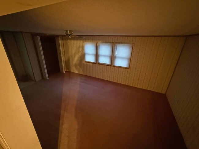 Building Photo - 2900 N Apperson Way