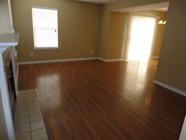 Building Photo - 10619 Northern Dancer Dr