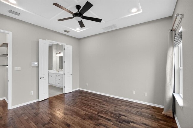 Building Photo - 104 Cartwheel Bend