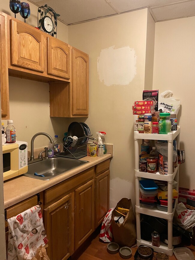 Building Photo - 194 Bennington St