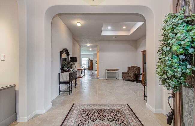 Building Photo - 17611 Emerald Garden Ln