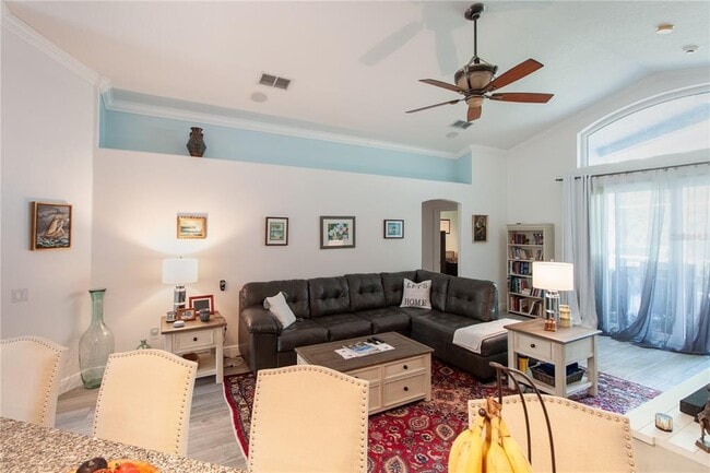 Building Photo - 16204 Nottingham Park Way