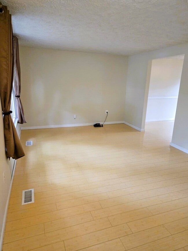 Building Photo - 7808 Butterfield Dr