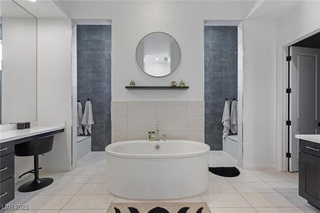 Building Photo - 10927 White Clay Dr