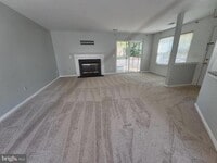 Building Photo - 203 Fernwood Pl