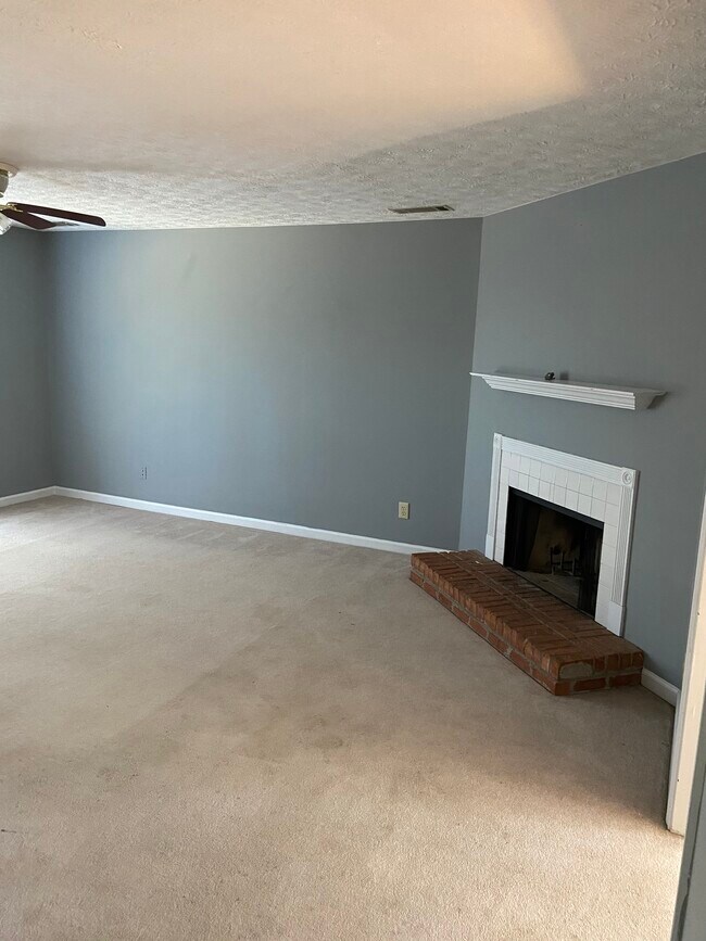 Building Photo - 3002 Maple Cove Ct