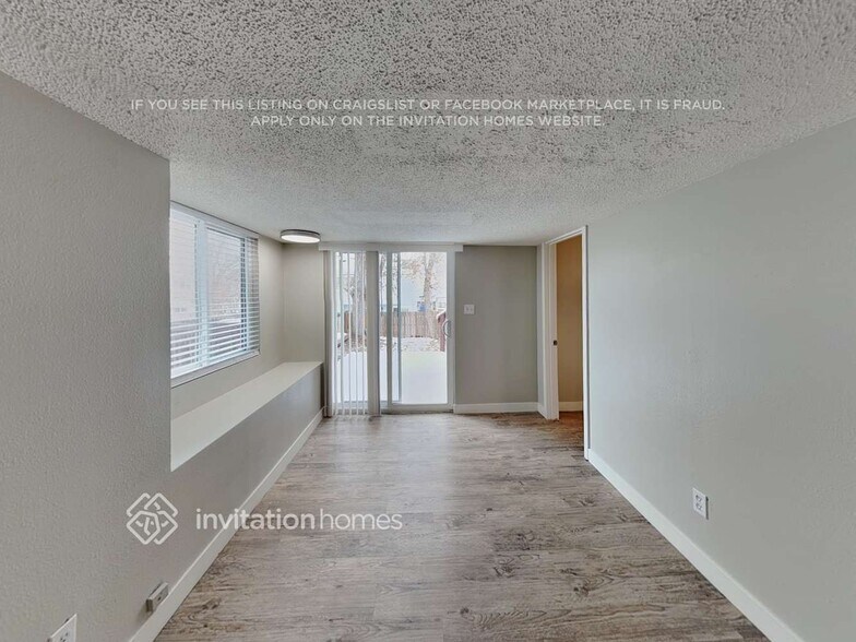 Building Photo - 10418 Strasburg Way