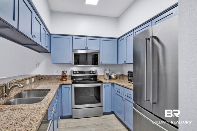 Building Photo - 501 Cotton Creek Dr