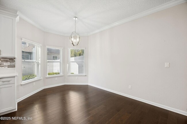 Building Photo - 2719 Chapman Oak Dr