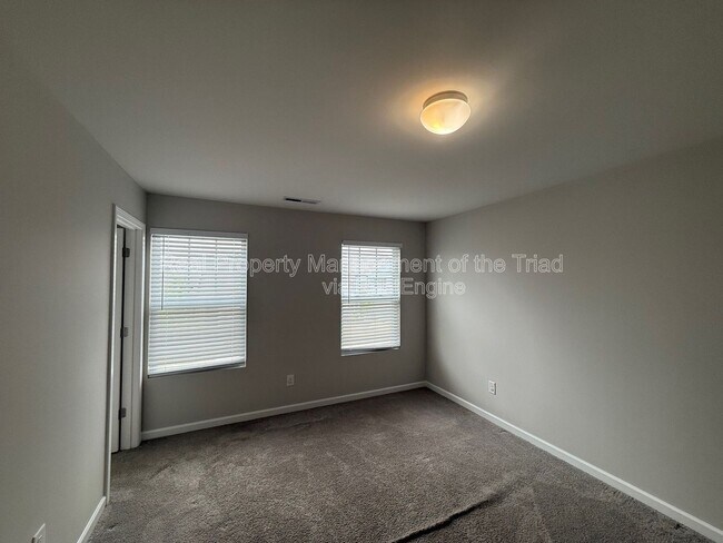 Building Photo - 5836 Springer Dr