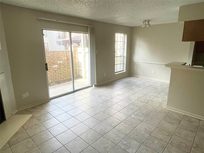 Building Photo - 2120 El Paseo St