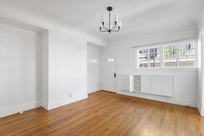 Building Photo - 2138 Clinton Ave #A - 1 bedroom | 1 bath