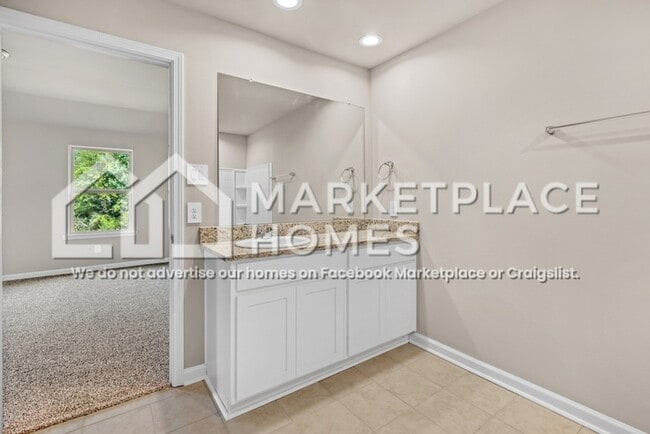 Building Photo - 3160 N Blue Heron Dr