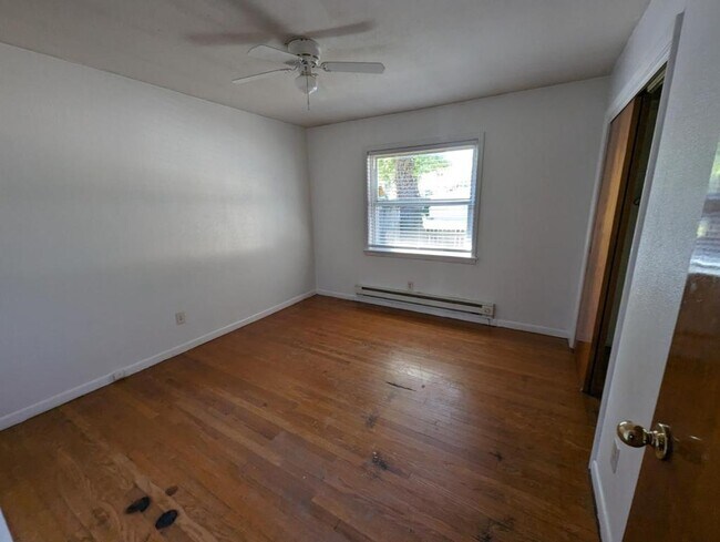 Building Photo - 3701 N Emerson Ave