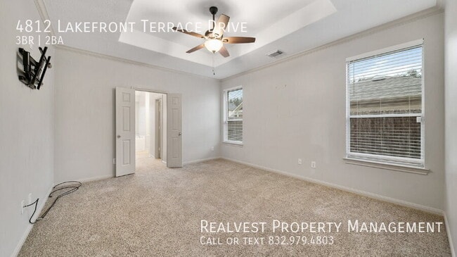 Building Photo - 4812 Lakefront Terrace Dr