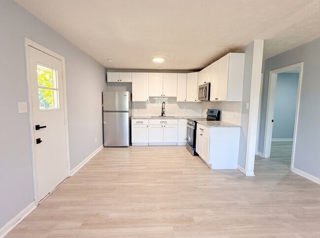 Building Photo - 512 Boundary Ln