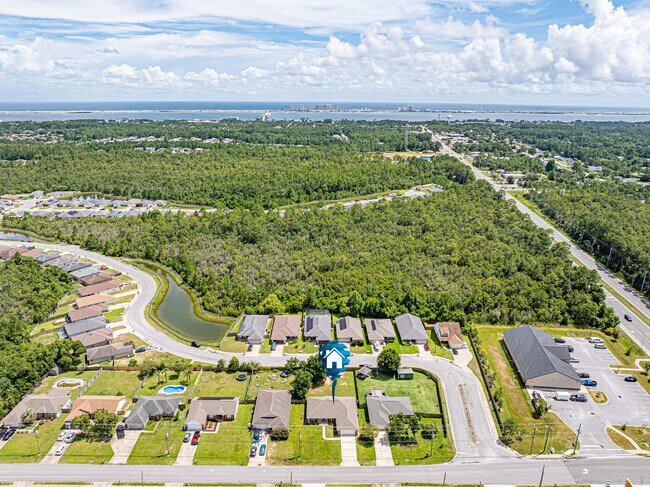 Building Photo - 8517 High School Blvd