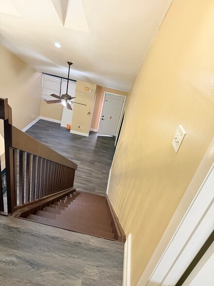 Building Photo - 1825 Adventure Pl