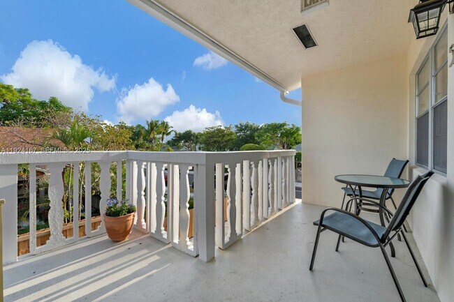 Building Photo - 417 N K St