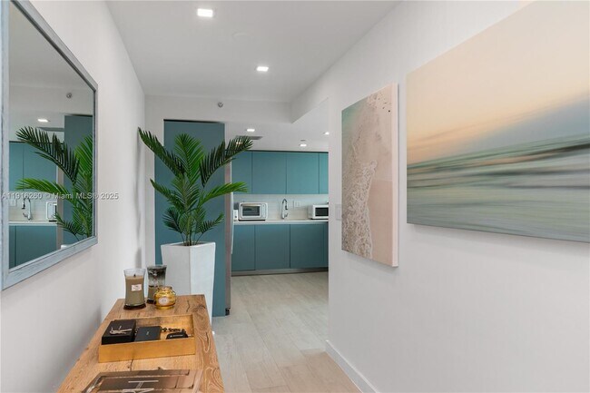 Building Photo - 1025 92nd St