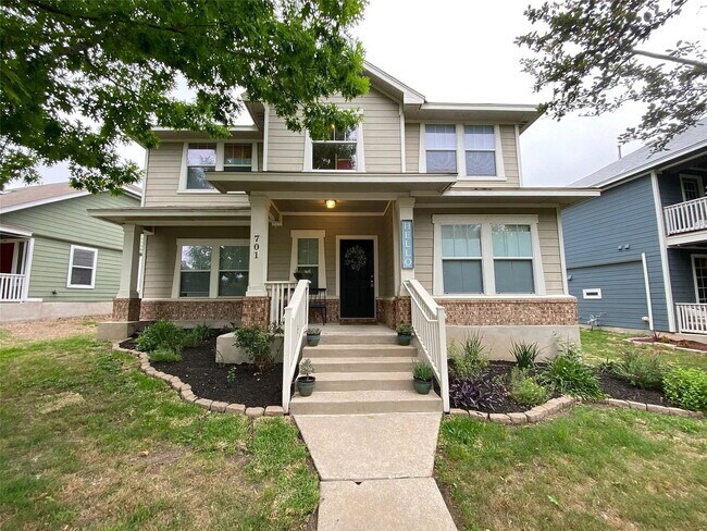 Building Photo - "Charming 3-Bedroom Retreat in Kyle, TX with Spacious Living and Modern Comforts!"