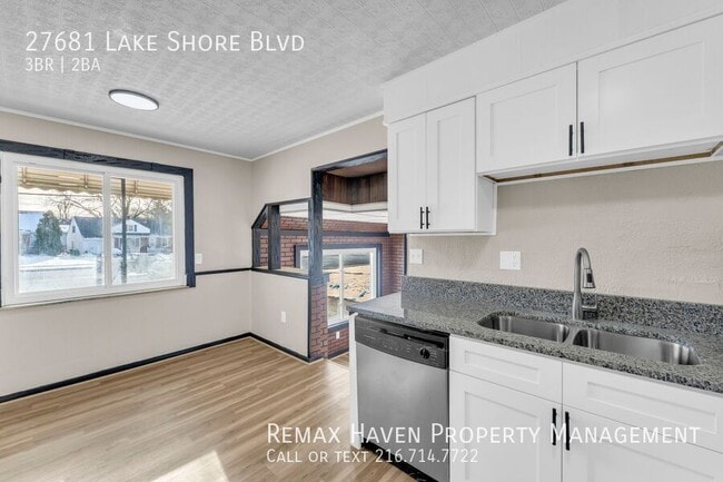 Building Photo - 27681 Lake Shore Blvd-