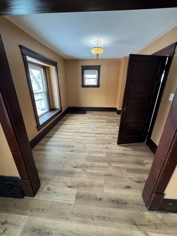 Building Photo - 2118 11th St SW