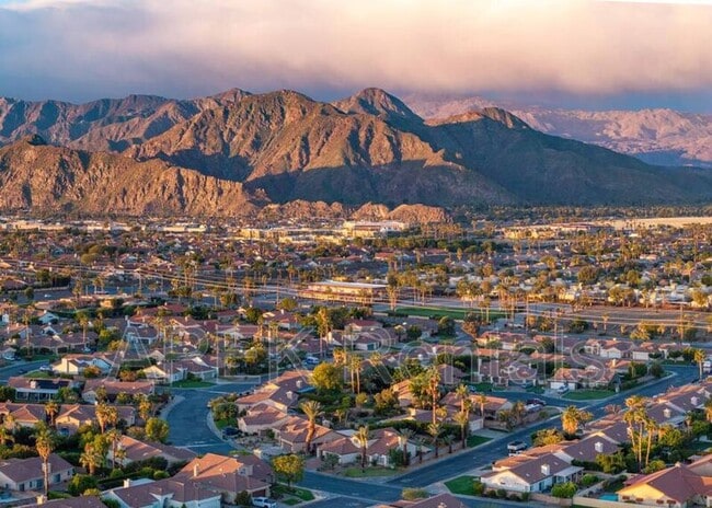 Building Photo - 79150 Ocotillo Dr