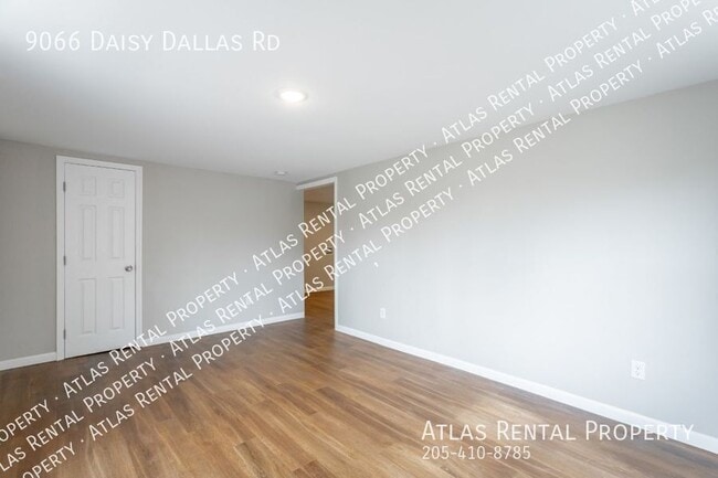 Building Photo - 9066 Daisy Dallas Rd