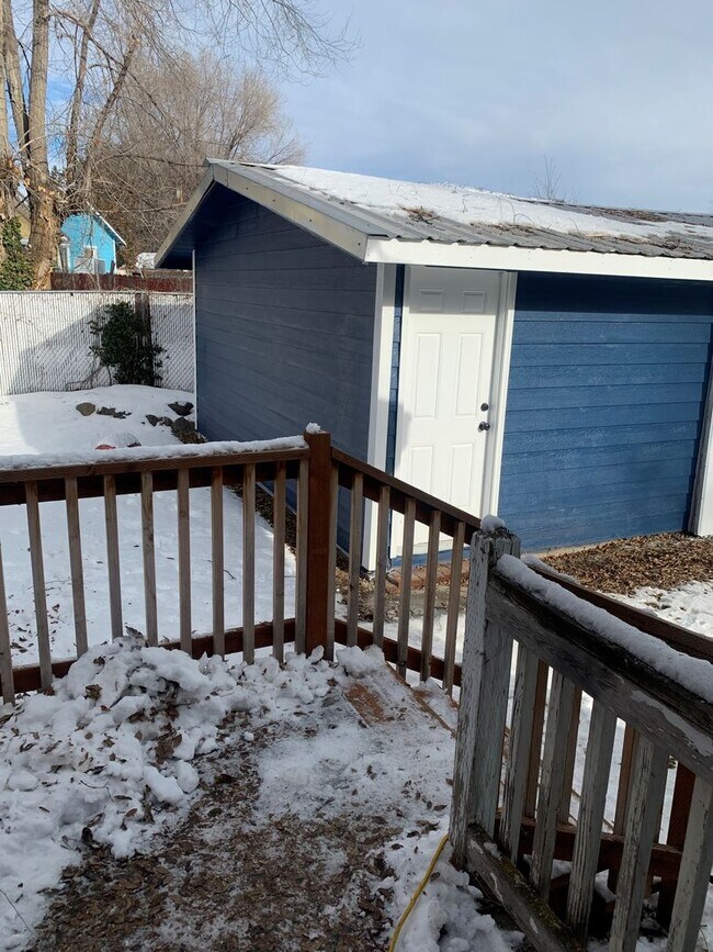 Building Photo - 2457 Orchard Way