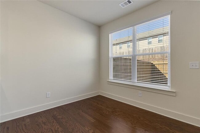 Building Photo - 2176 Flying Spur Dr