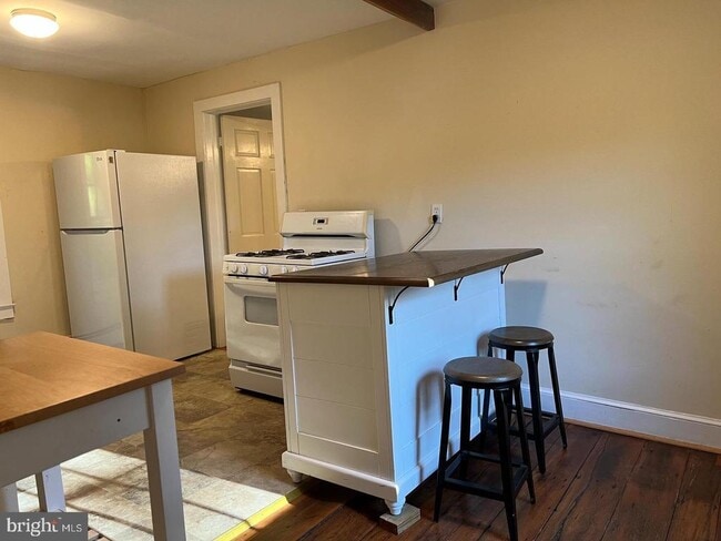 Building Photo - 3236 Ashby Glen Ln