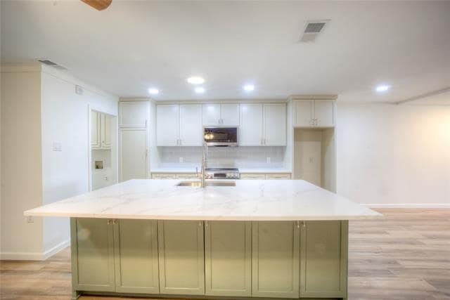 Building Photo - 10630 Sandpiper Ln
