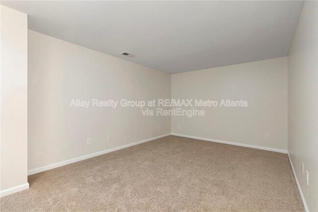Building Photo - 3300 Suttles Dr SW