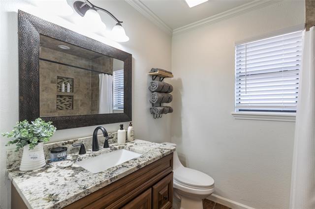 Building Photo - 8073 Bonnie Cir